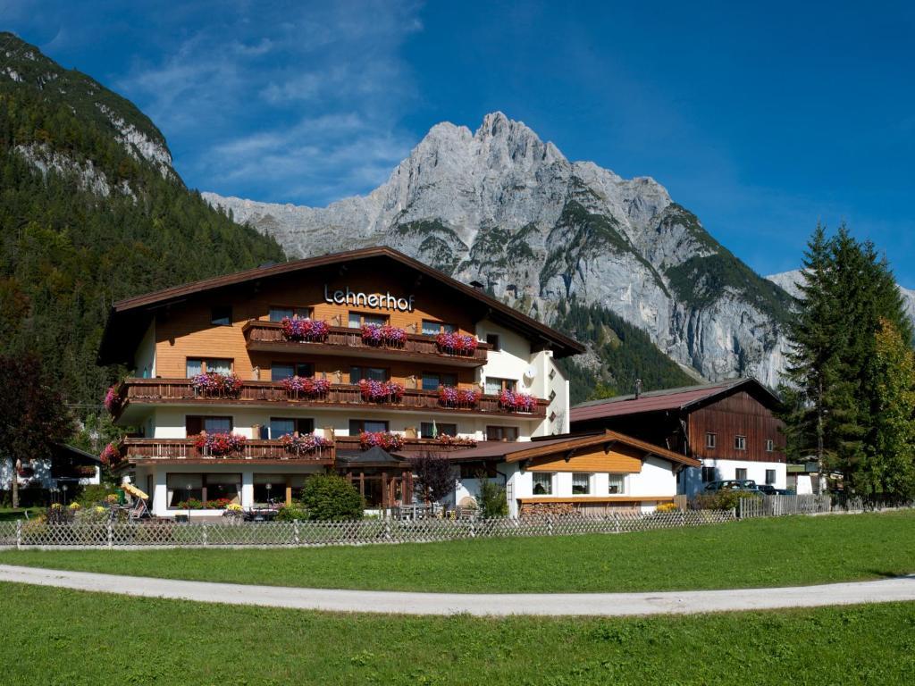 Pension Lehnerhof Leutasch Exterior foto
